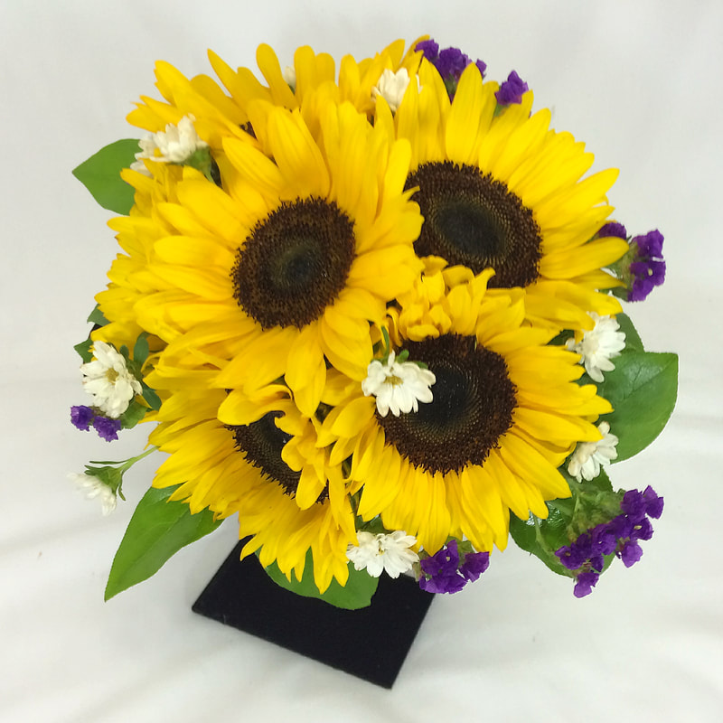 Sunflower Bridal Bouquet with Monte Casino