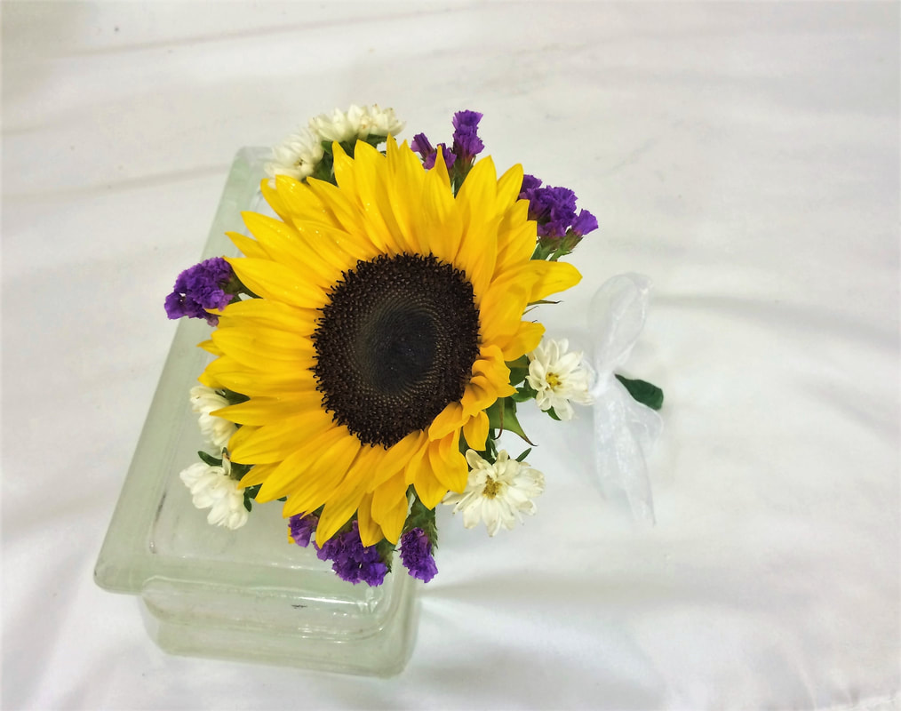 Single Sunflower Throw Bouquet