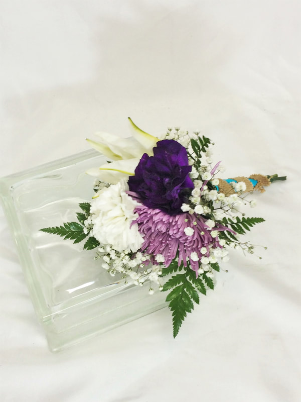 Purple lissy & White Lily Throw Bouquet