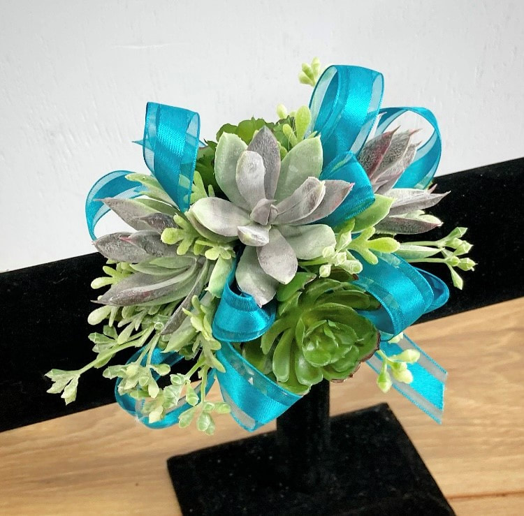 Prom/Homecoming Mini Nosegay Bouquet