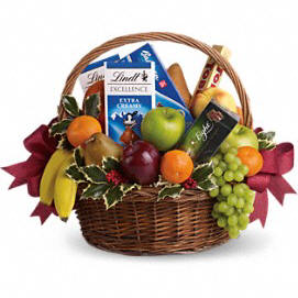 Fruits and Sweets Christmas Basket - Standard
